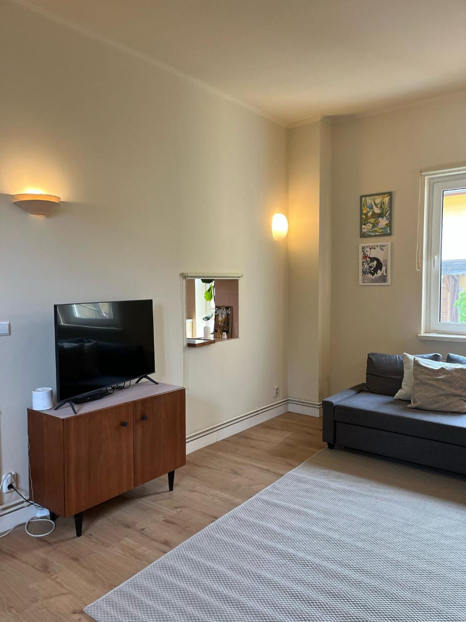 Guesthouse With 3 Apartments, Just Outside Berlin, Near To Tesla Burig Exterior photo